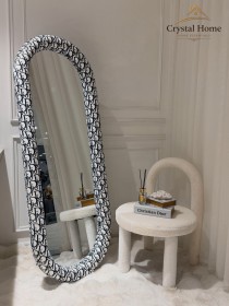 مراية ديكور ماركة ديور باللون الابيض والاسود