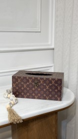 بكيت محارم ماركة LV