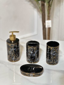 طقم مصابن 4 قطع باللون الاسود والذهبي